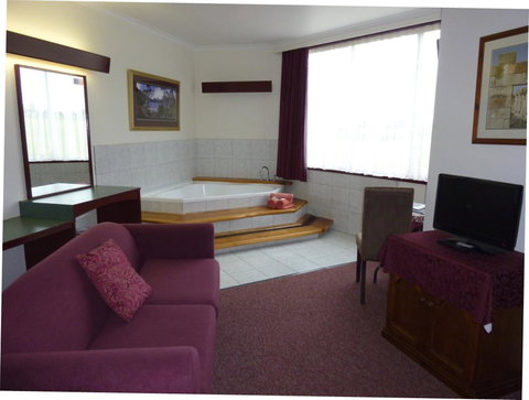 Mountain View Country Inn - Holiday Find 27