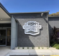 Risdon Brook Hotel - Holiday Find