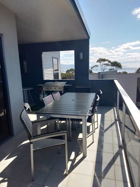 Bicheno Views On Douglas - Holiday Find 10