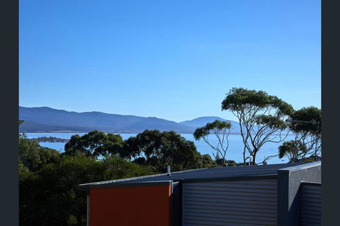 Bicheno Views On Douglas - Holiday Find 2