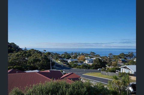 Bicheno Views On Douglas - Holiday Find 6