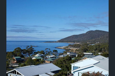 Bicheno Views On Douglas - Holiday Find 4