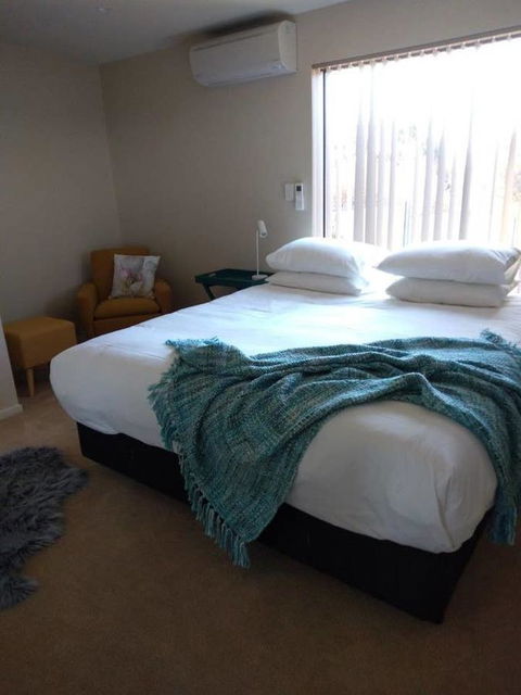 Bicheno Views On Douglas - Holiday Find 23