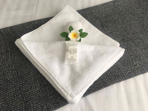 Up The Back - Holiday Find 16