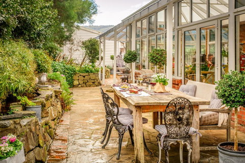 Cygnet Old Bank - Holiday Find 24