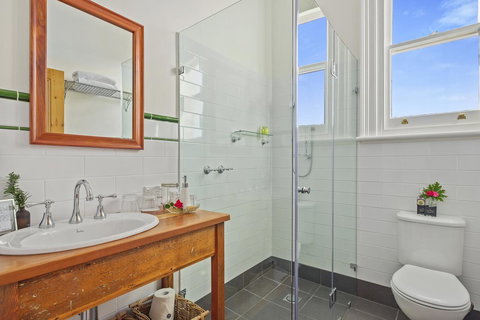 Cygnet Old Bank - Holiday Find 8