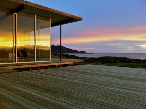 Cloudy Bay Beach House - Holiday Find 7