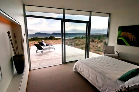 Cloudy Bay Beach House - Holiday Find 22
