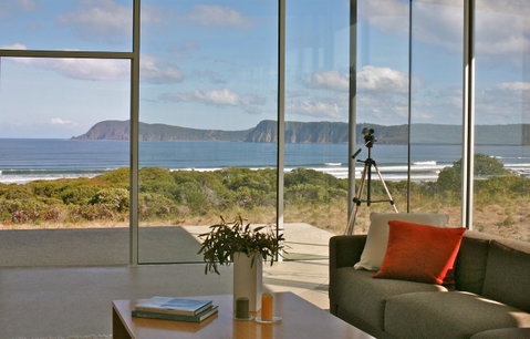 Cloudy Bay Beach House - Holiday Find 10