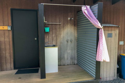BAY OF FIRES ECO HUT Off Grid Experience At Binalong Bay - Holiday Find 17