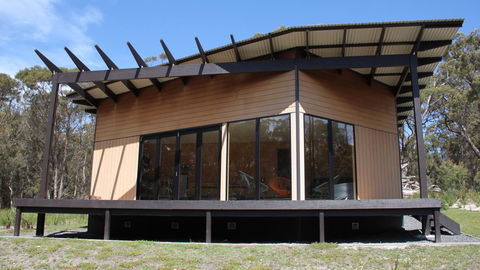 BAY OF FIRES ECO HUT Off Grid Experience At Binalong Bay - Holiday Find 21