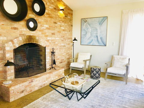 EMBRACING EVANDALE - Hosted By L'Abode Accommodation - Holiday Find 8