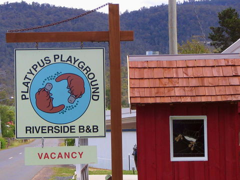 Platypus Playground Riverside Cottage - Holiday Find 21