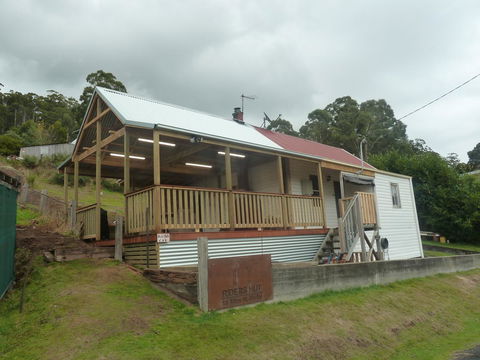 Riders Hut - Derby - Holiday Find 1