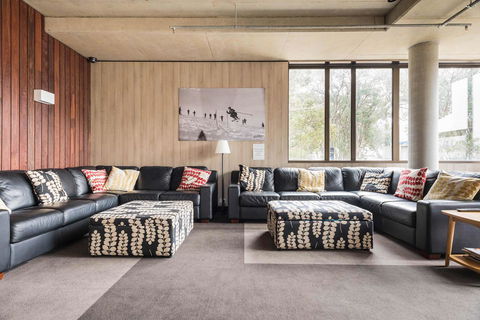 Buller Central Hotel - Holiday Find 4