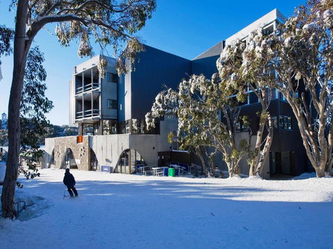 Buller Central Hotel - Holiday Find 9