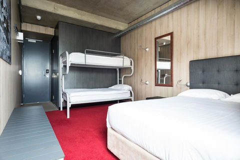 Buller Central Hotel - Holiday Find 3
