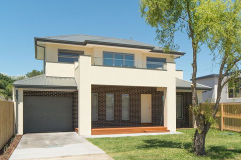 Rosewater Townhouses Dromana - Holiday Find 26