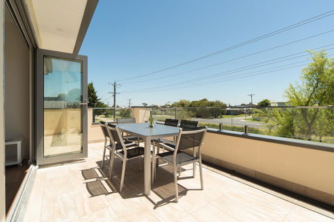 Rosewater Townhouses Dromana - Holiday Find 27