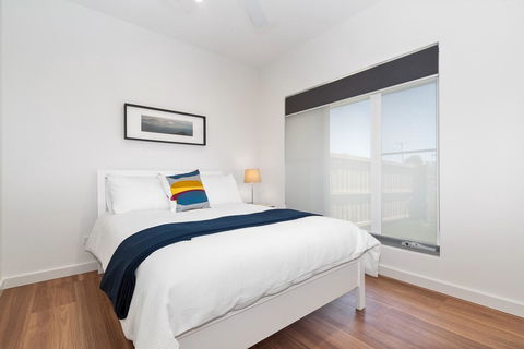 Rosewater Townhouses Dromana - Holiday Find 28