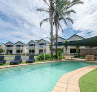 Boathouse Resort Studios and Suites - Holiday Find