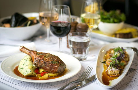 The Royal Hotel Mornington - Holiday Find 33