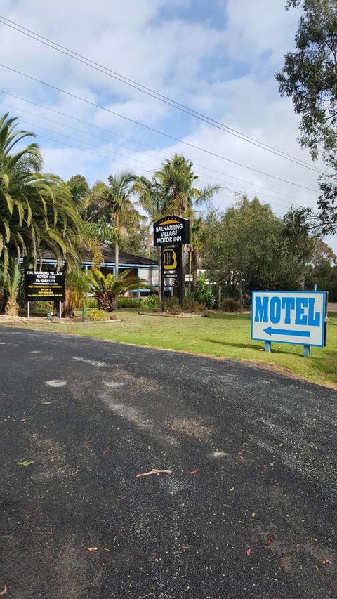 The Balnarring Motel - Holiday Find 32