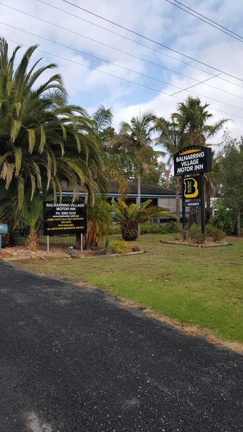 The Balnarring Motel - Holiday Find 33