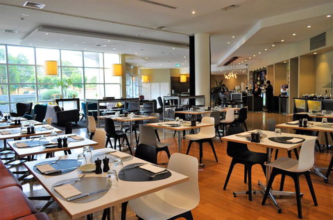 Ibis Melbourne - Glen Waverley - Holiday Find 14