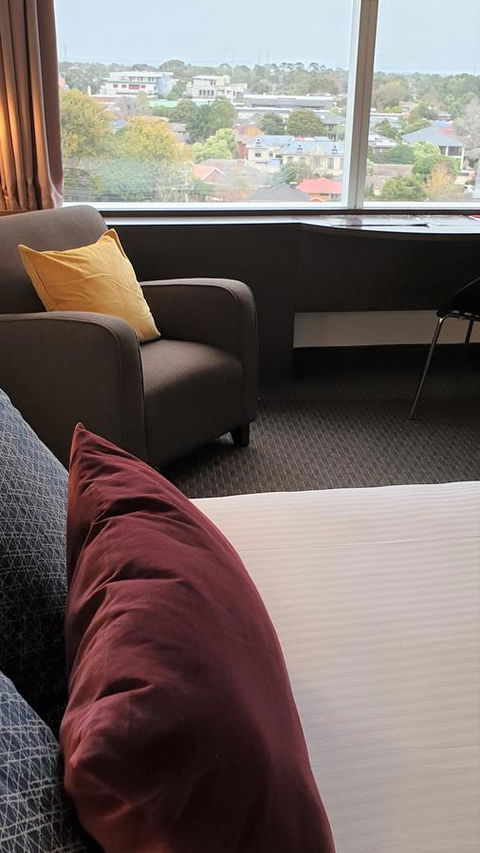 Ibis Melbourne - Glen Waverley - Holiday Find 12