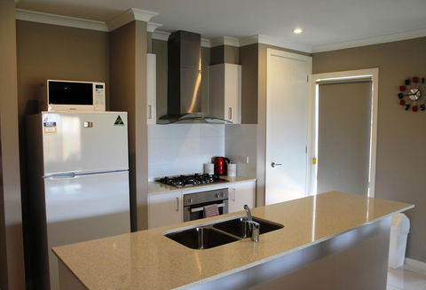 Atarhi Villas - Melbourne - Holiday Find 3