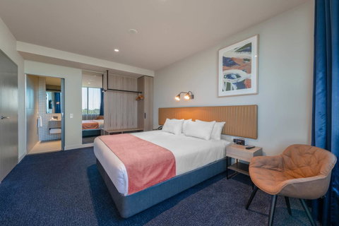 Mantra Melbourne Epping - Holiday Find 24