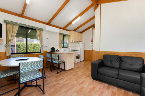 Bright Riverside Holiday Park - Holiday Find 23