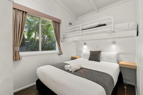 Bright Riverside Holiday Park - Holiday Find 9