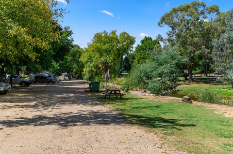 Bright Riverside Holiday Park - Holiday Find 19