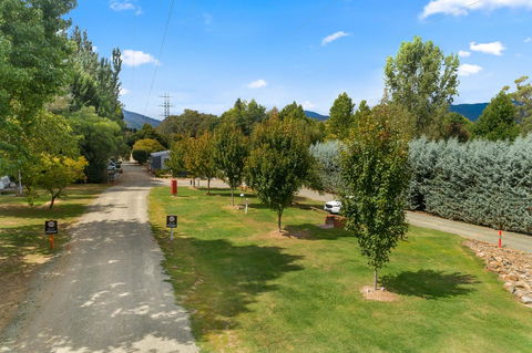 Bright Riverside Holiday Park - Holiday Find 16