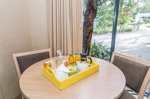 Lorne Surf Apartments - Holiday Find 5