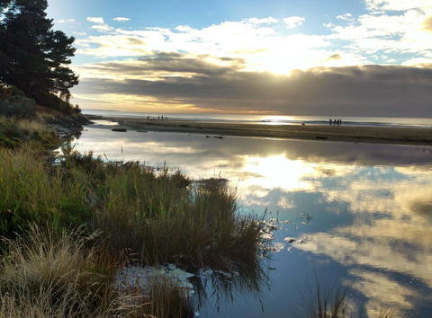 Lorne Surf Apartments - Holiday Find 22