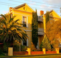 Campbell st Lodge - Holiday Find