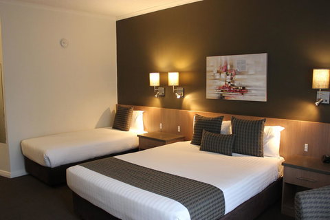 Swan Hill Resort - Holiday Find 17