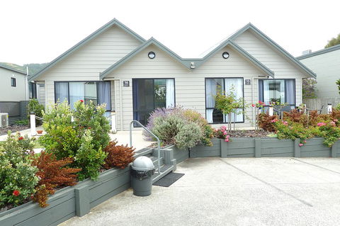 Apollo Bay Waterfront Motor Inn - Holiday Find 8