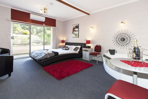The Grampians Motel - Holiday Find 5