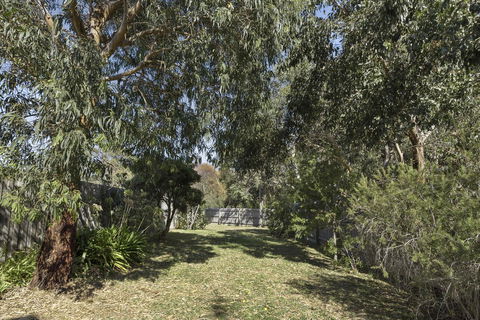 Apollo Bay Cottages - Holiday Find 14