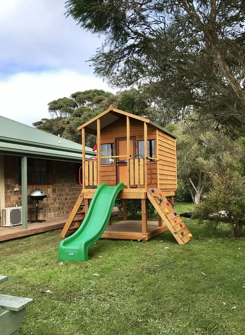 Apollo Bay Cottages - Holiday Find 5