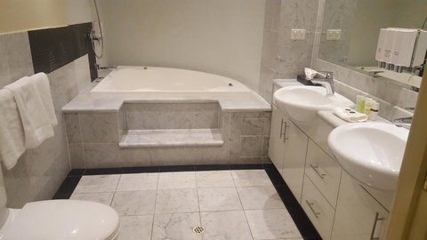 Melbourne Metropole Central Official - Holiday Find 6