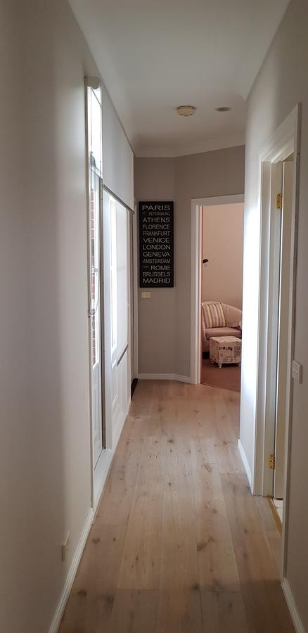 Oxford Rise Apartment - Holiday Find 8
