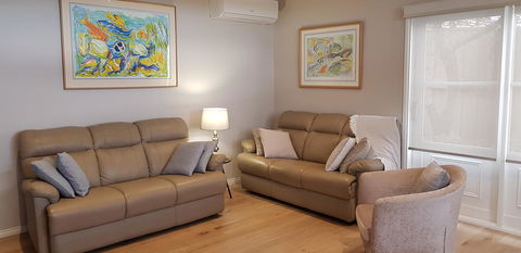Oxford Rise Apartment - Holiday Find 0