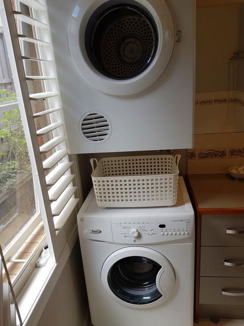 Oxford Rise Apartment - Holiday Find 13
