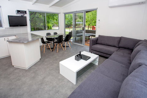 Discovery Parks - Bright - Holiday Find 2