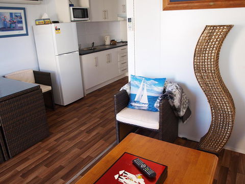 Mornington Motel - Holiday Find 25